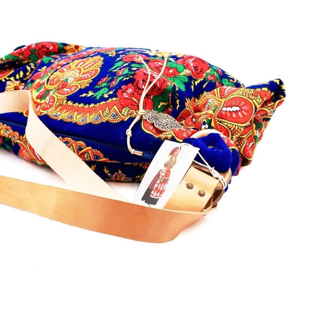 luisa-paix-o-minho-besace-bandouli-re-bleue-cuir image 3