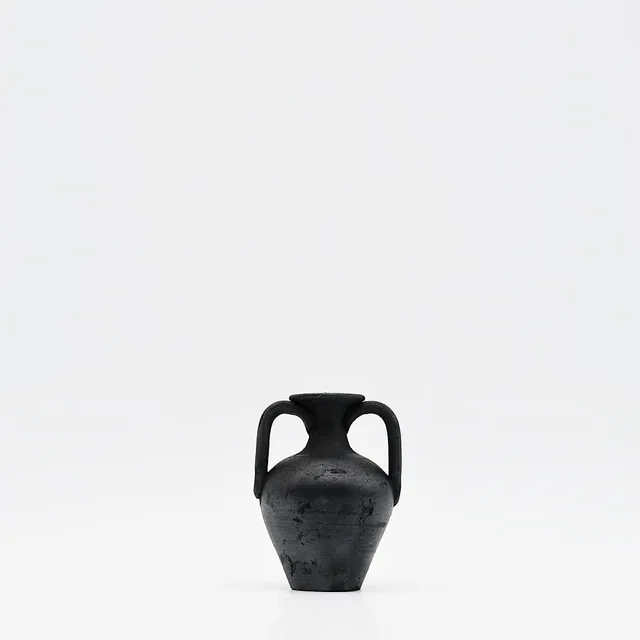 luisa-paix-o-pot-bisalh-es-9cm-terre-cuite-noire-artisanale image 1