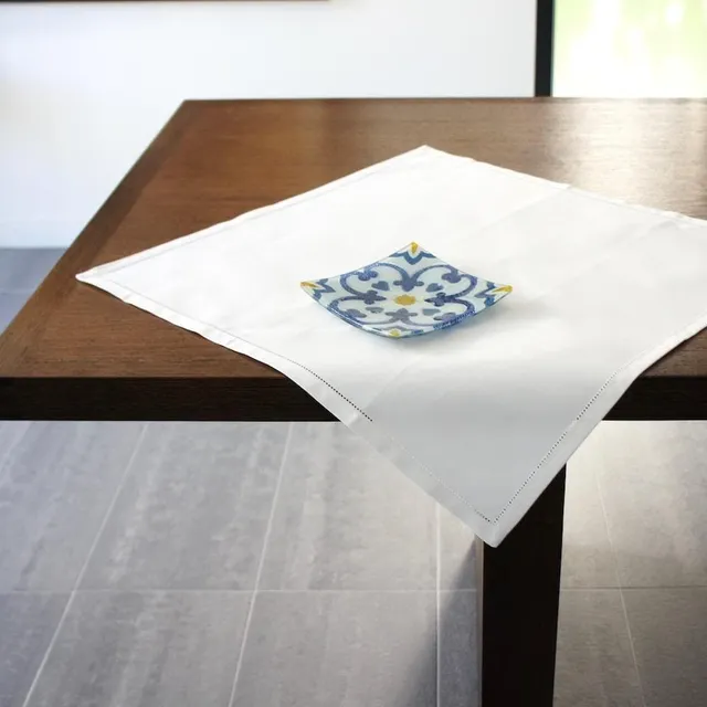 luisa-paix-o-arts-de-la-table-serviette-de-table-blanche-coton-55x55 image 1