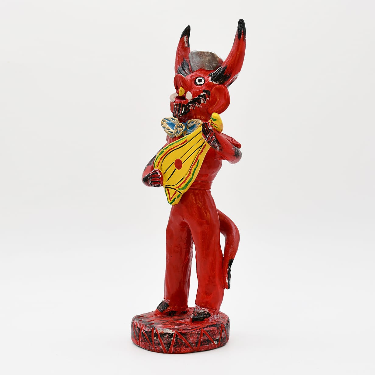 luisa-paix-o-diabo-com-guitarra-30cm-statuette-barbe-noire image 3