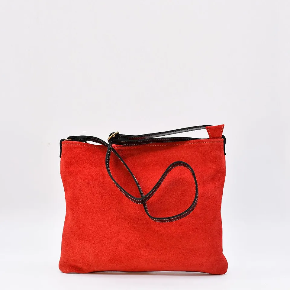 luisa-paix-o-accessoires-sac-bandouli-re-daim-rouge-30cm image 1