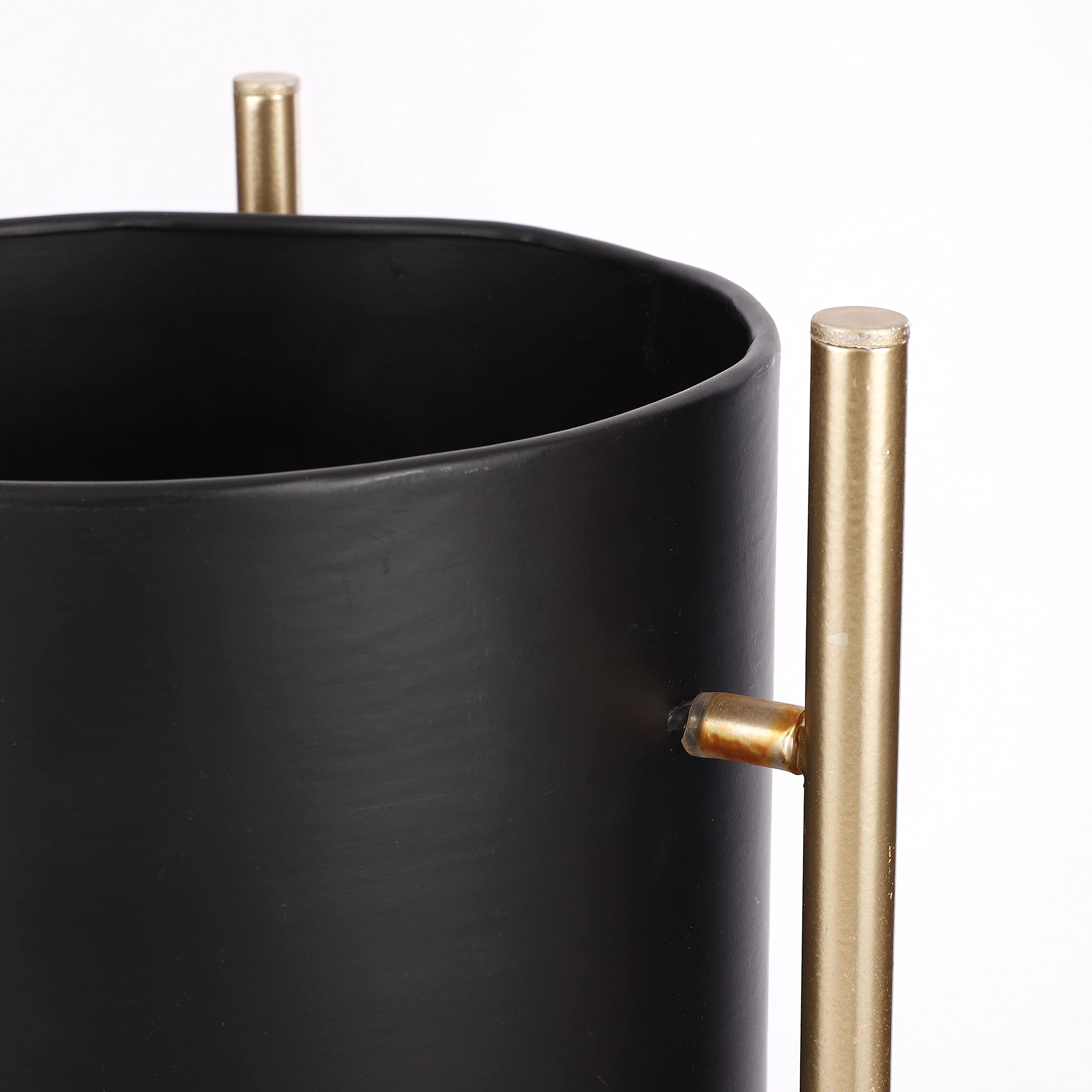 mica-decorations-sverre-pot-sur-pied-noir-dor-h66-cm image 3