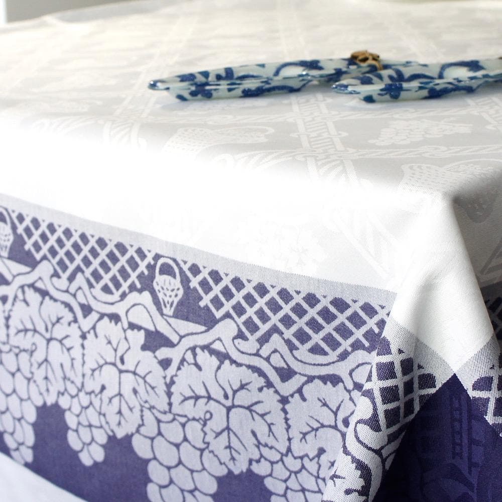 luisa-paix-o-nappe-coton-blanche-bleue-300x180 image 4