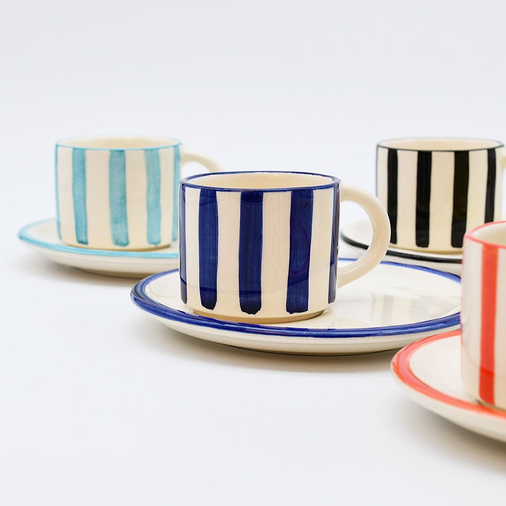 luisa-paix-o-costa-nova-mar-tasse-caf-bleue-sous-tasse image 2