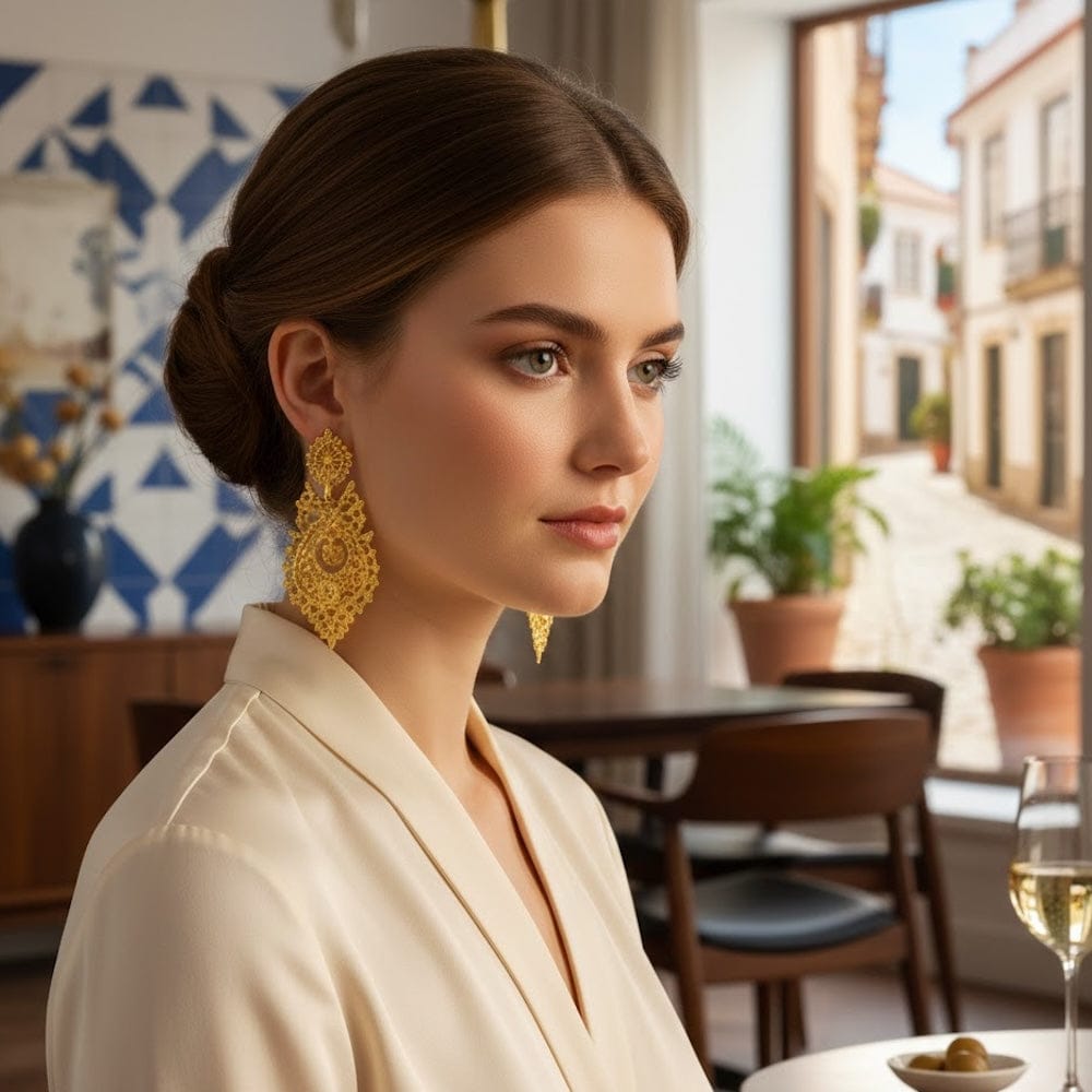 luisa-paix-o-bijoux-boucles-brincos-rainha-dor-5-5-cm image 2