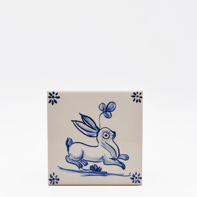 luisa-paix-o-azulejos-carreau-fa-ence-11x11-cm-motif-lapin-bleu image 1