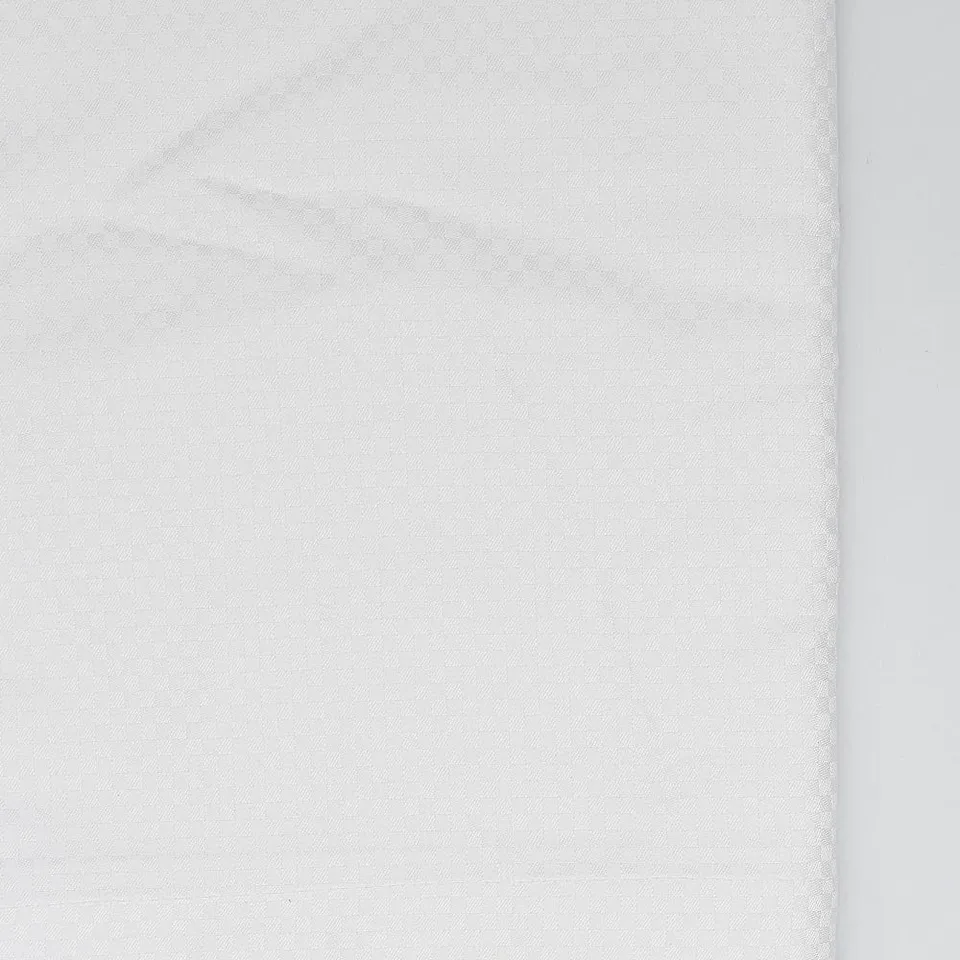 luisa-paix-o-nappe-en-coton-blanche-250x160-intemporelle image 1
