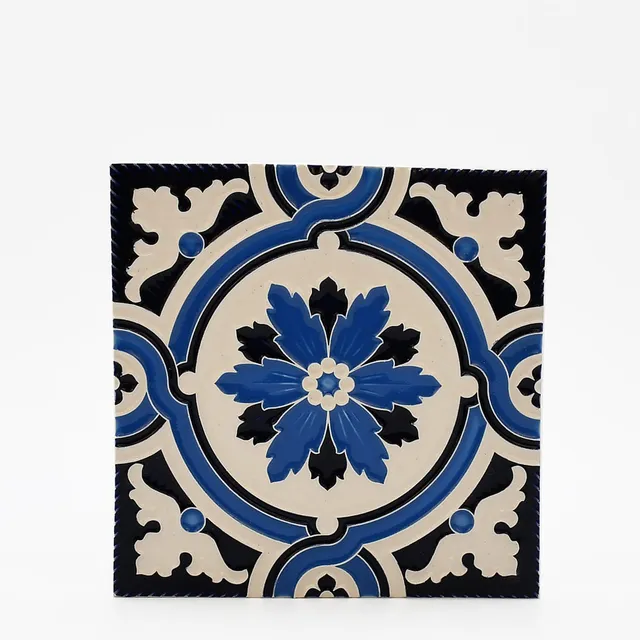 luisa-paix-o-azulejos-hispano-maure-14x14cm-carreau-relief-fait-main-2 image 1