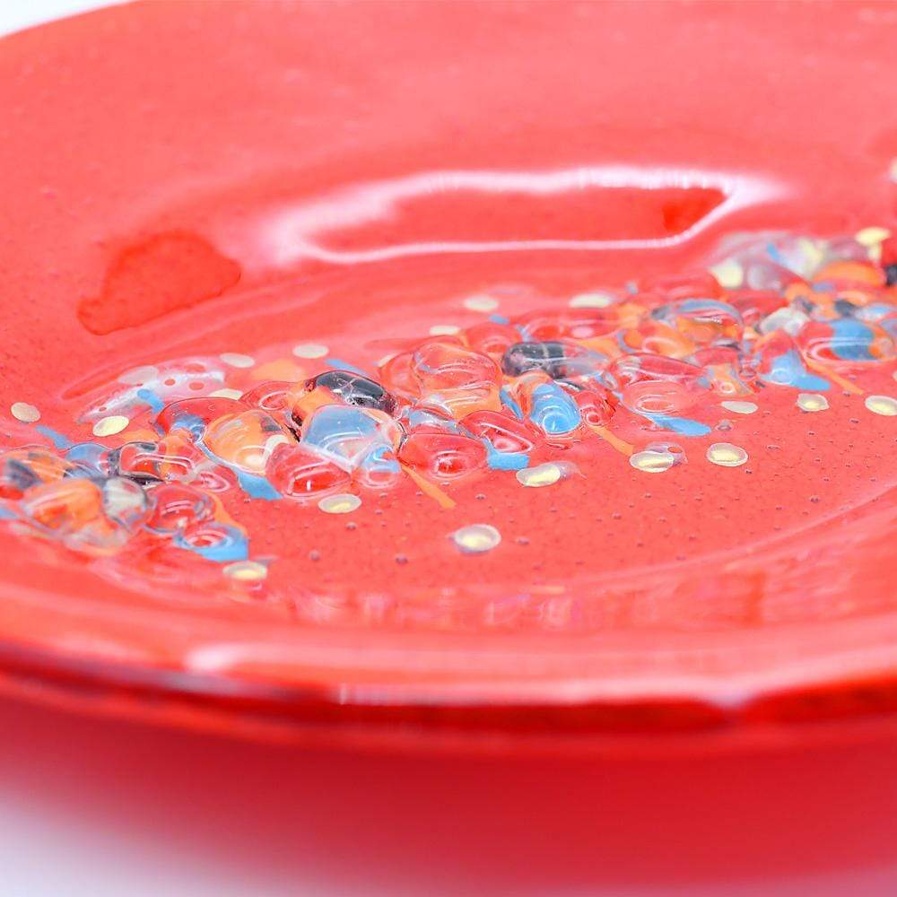 luisa-paix-o-marinha-grande-assiette-verre-rouge-19cm image 3