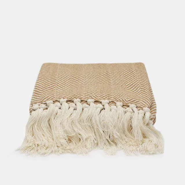 luisa-paix-o-plaid-coton-beige-chevrons-135x200-blanc-cass image 1