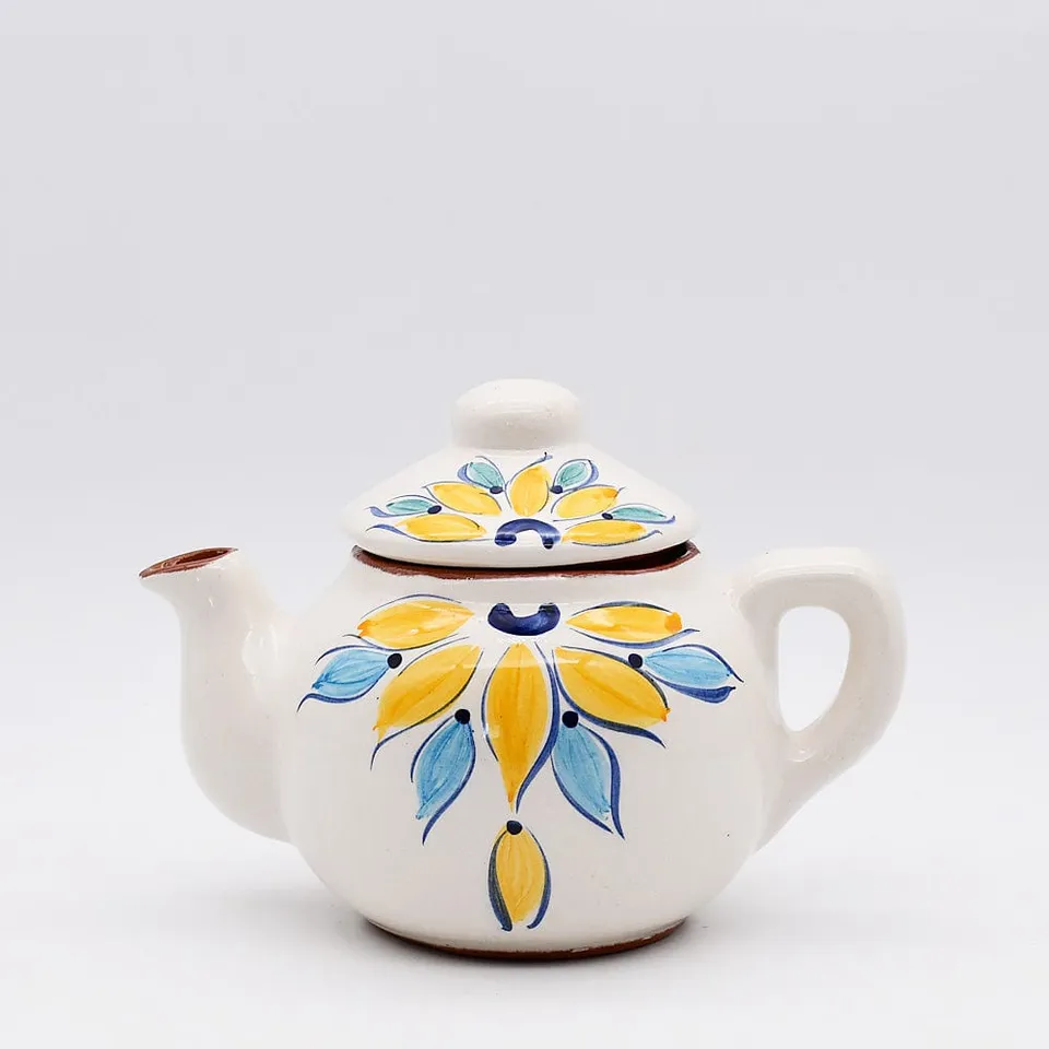 luisa-paix-o-vaisselle-portugaise-th-i-re-terre-cuite-jaune-0-7l image 1