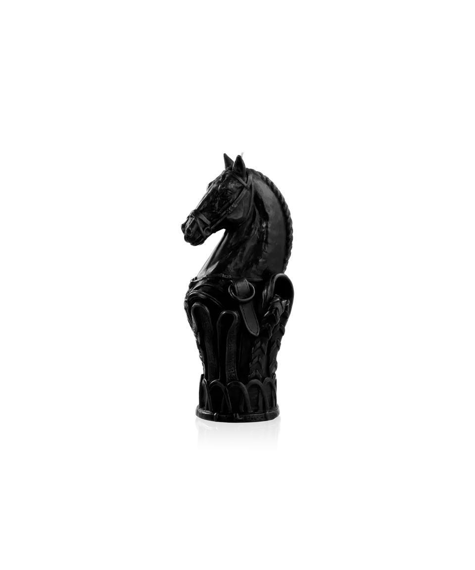 daum-r-ve-equestre-bougie-sculpt-e-cavalier-chec-noire image 1