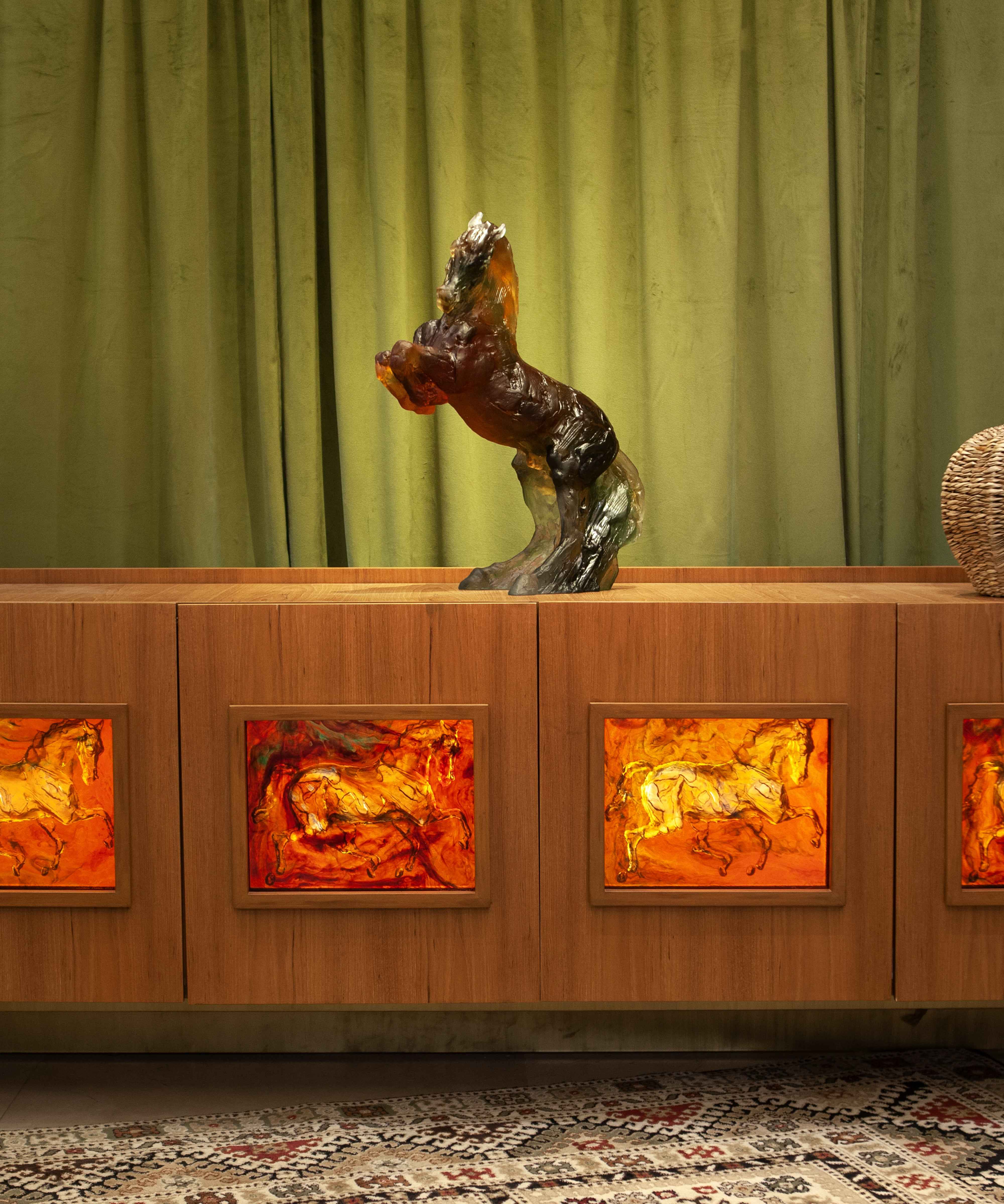 daum-art-cristal-balthazar-gris-rose-sculpture-cheval-cristal-275-ex image 3