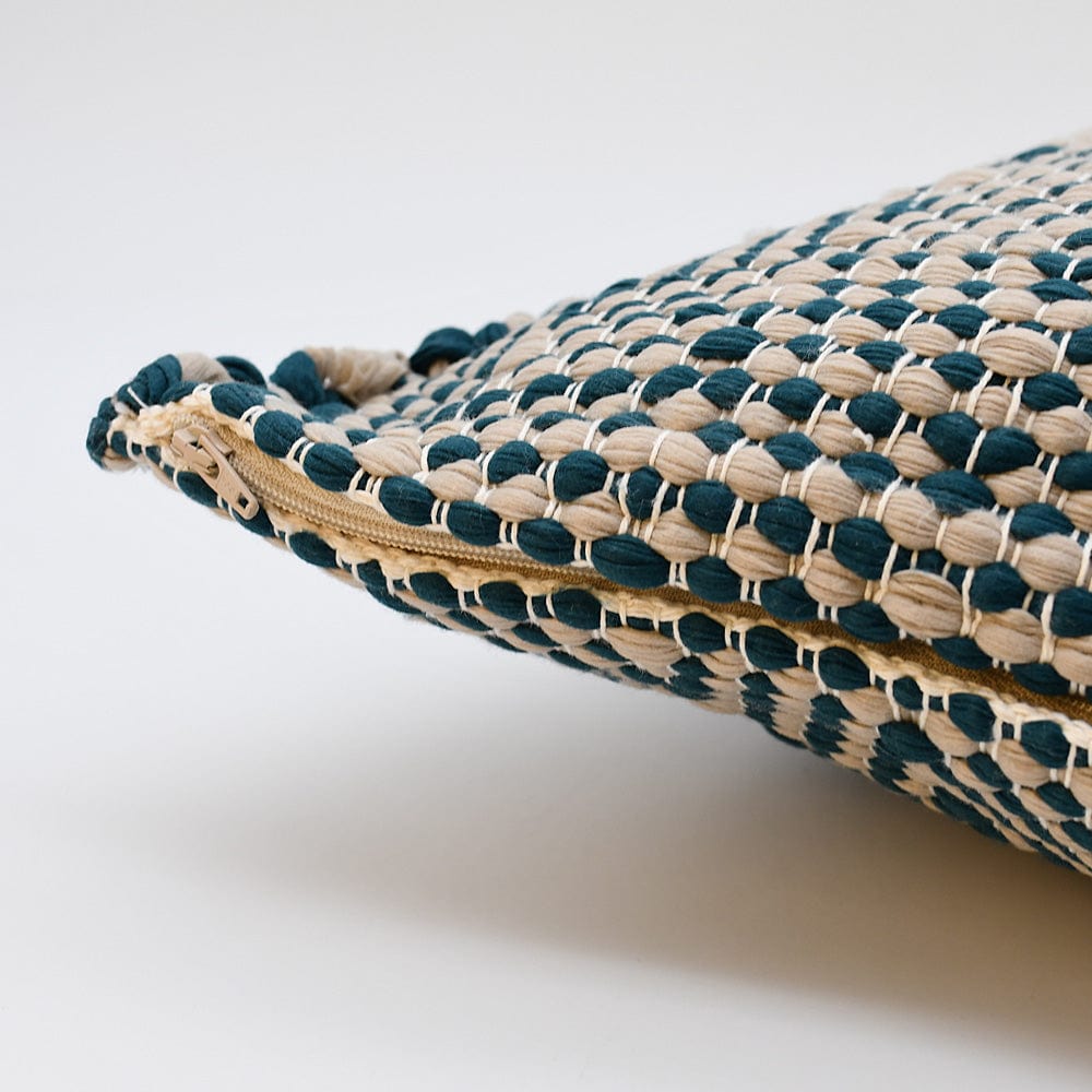 luisa-paix-o-housse-de-coussin-fibres-recycl-es-vert-40x40cm image 4