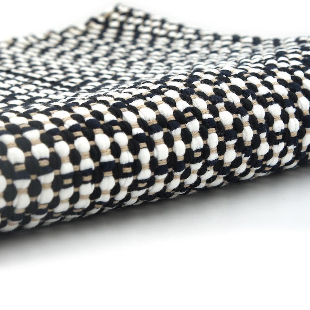 luisa-paix-o-tapis-coton-noir-beige-140x70 image 5
