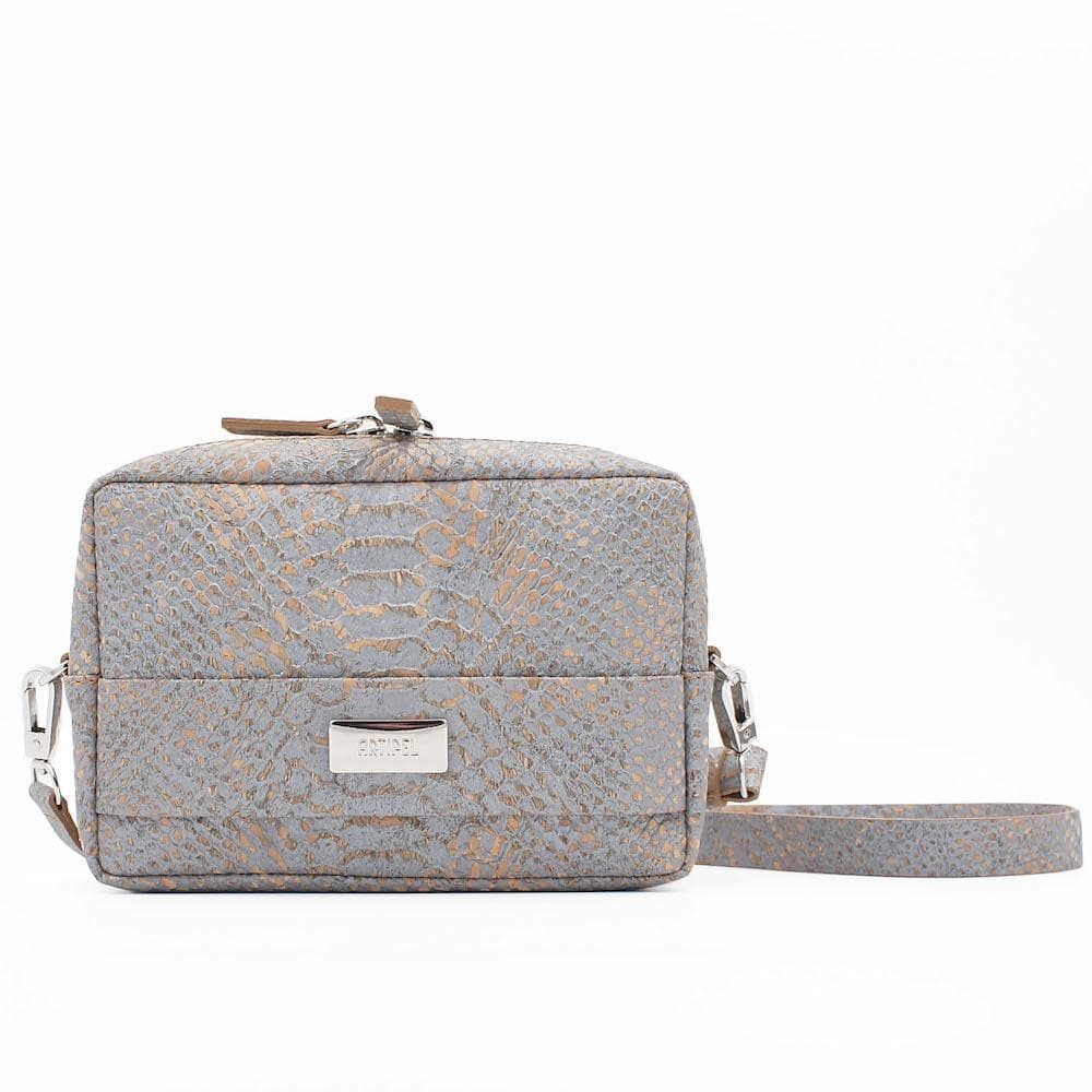 luisa-paix-o-accessoires-du-portugal-sac-banane-li-ge-gris-20cm image 2