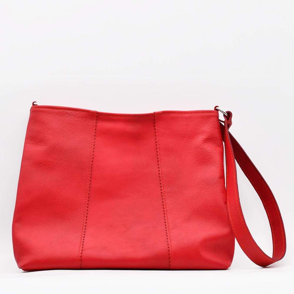 luisa-paix-o-accessoires-du-portugal-sac-besace-cuir-rouge-souple image 4