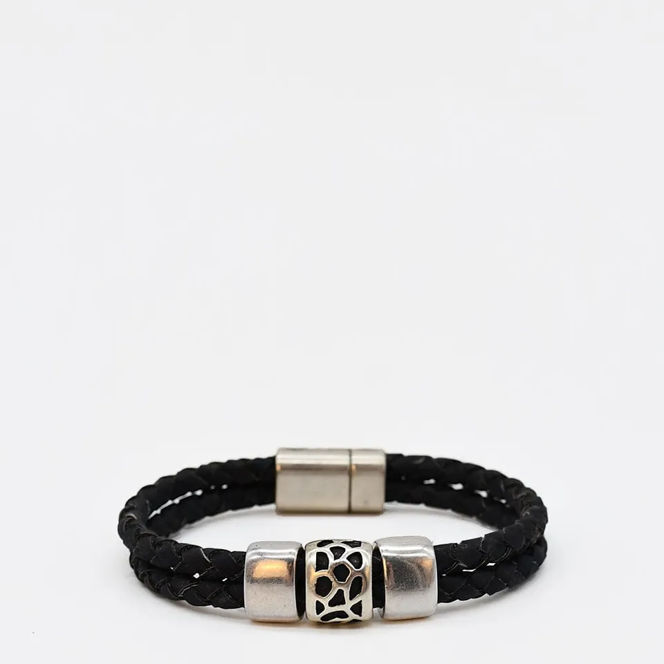 luisa-paix-o-bijoux-du-portugal-bracelet-li-ge-tress-noir-magn-tique image 1