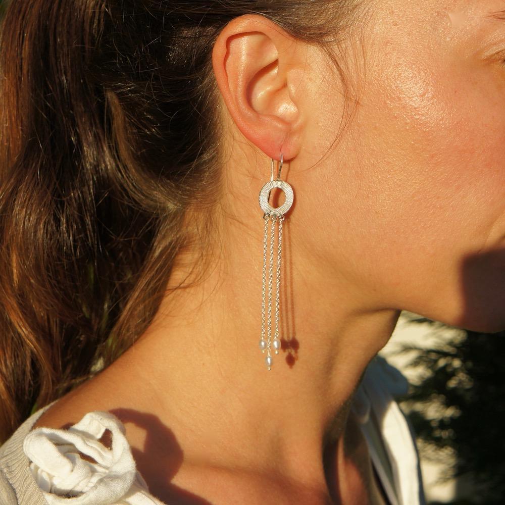 luisa-paix-o-circulo-boucles-d-oreille-argent-perles-7-cm image 5