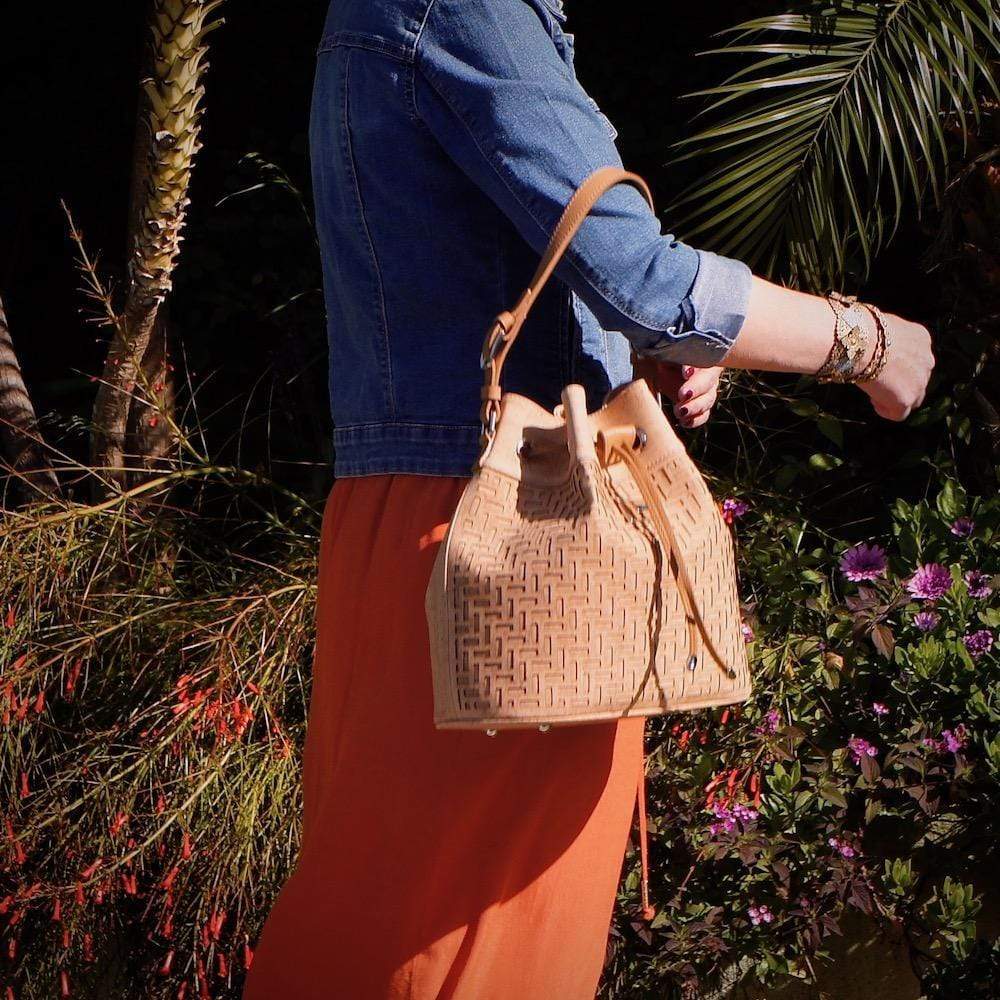 luisa-paix-o-sac-bourse-li-ge-30-cm-bandouli-re-cuir-v-g-tal image 7