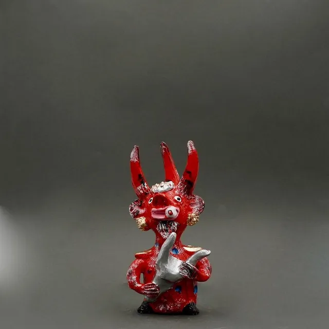 luisa-paix-o-diabo-18-cm-figurine-diable-rouge-j-lia-c-ta image 1
