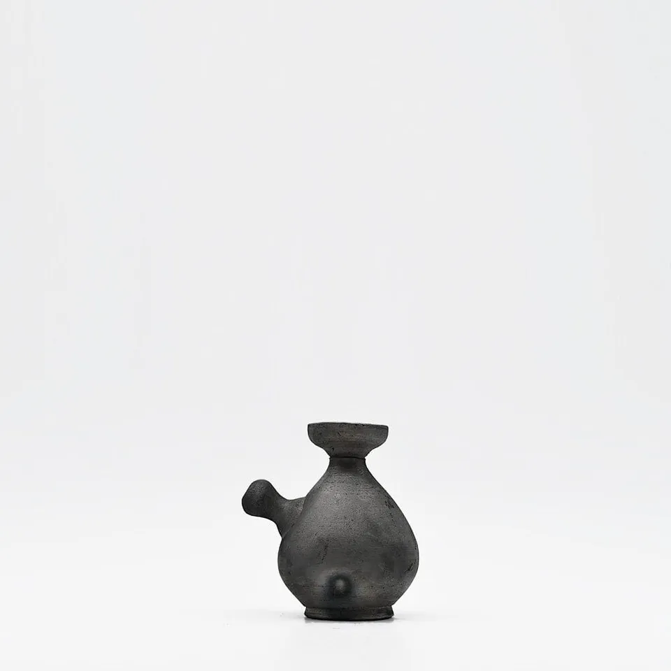 luisa-paix-o-bisalh-es-pot-terre-cuite-noire-9cm image 1