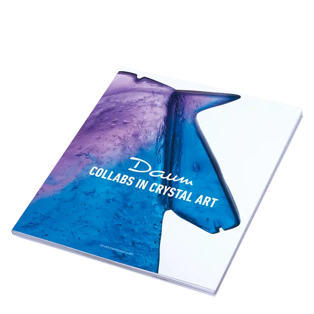 daum-livre-collabs-in-crystal-art-carlos-mata-cabeza image 1