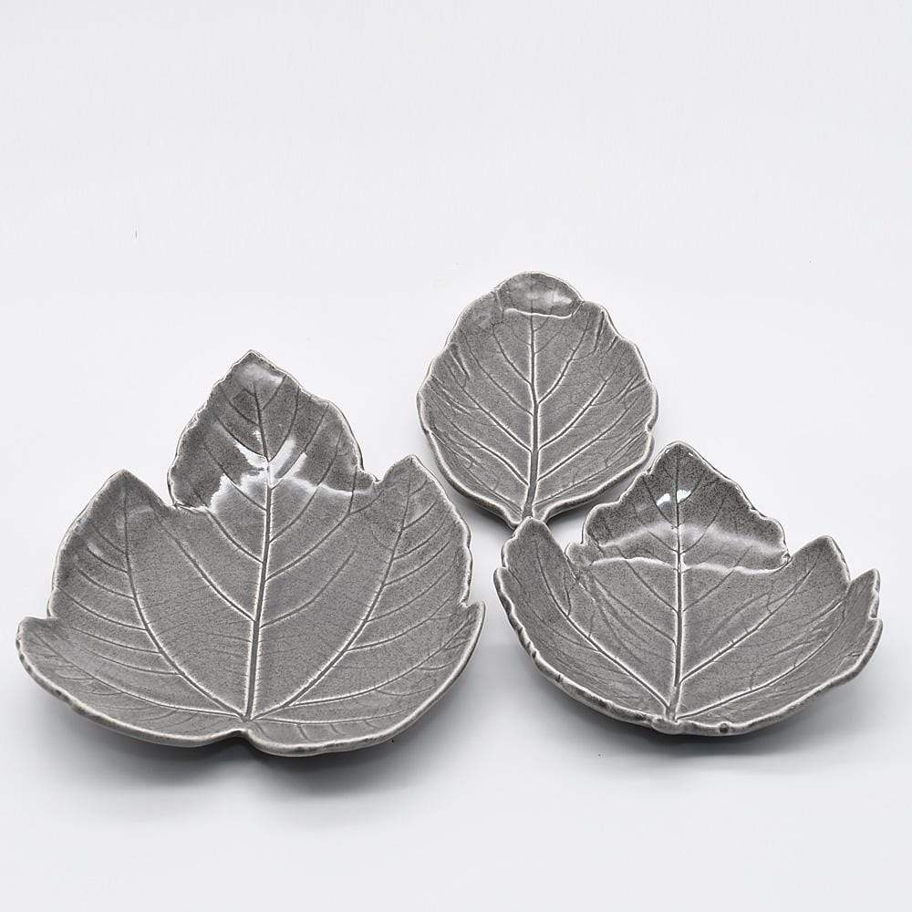 luisa-paix-o-figueira-petite-assiette-c-ramique-feuille-gris-26cm image 4