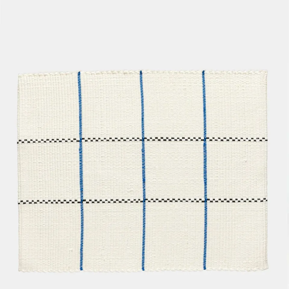 luisa-paix-o-set-de-table-coton-recycl-blanc-cass-bleu-40x30 image 1