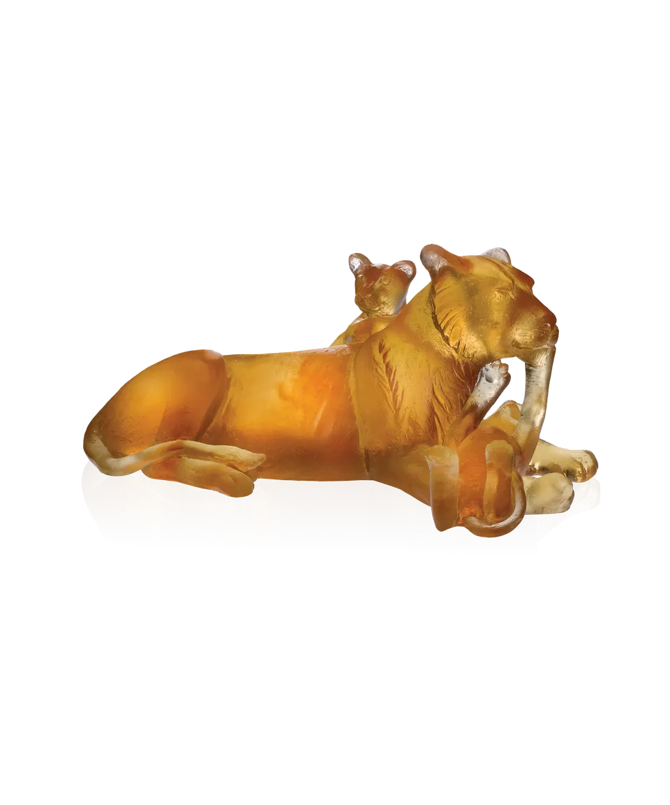 daum-univers-animalier-maternity-lion-sculpture-cristal image 1