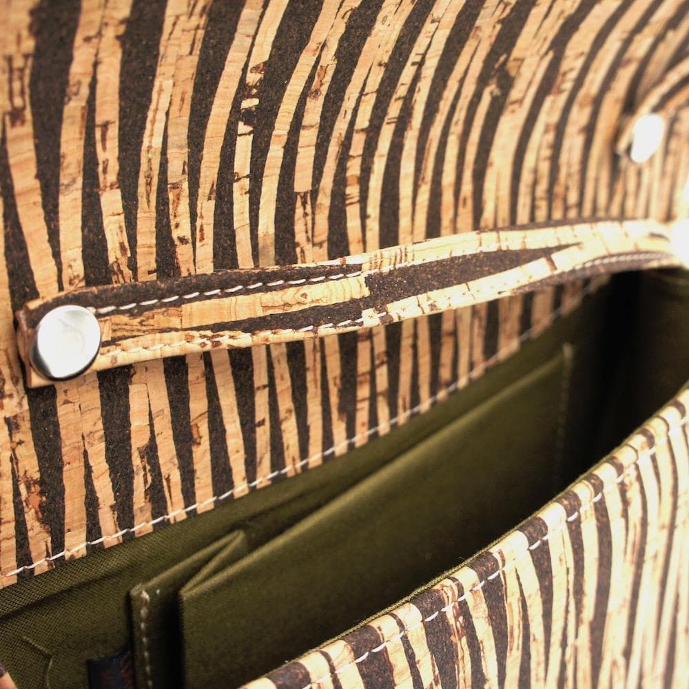luisa-paix-o-sac-pochette-en-li-ge-naturel-bandouli-re-23cm image 4