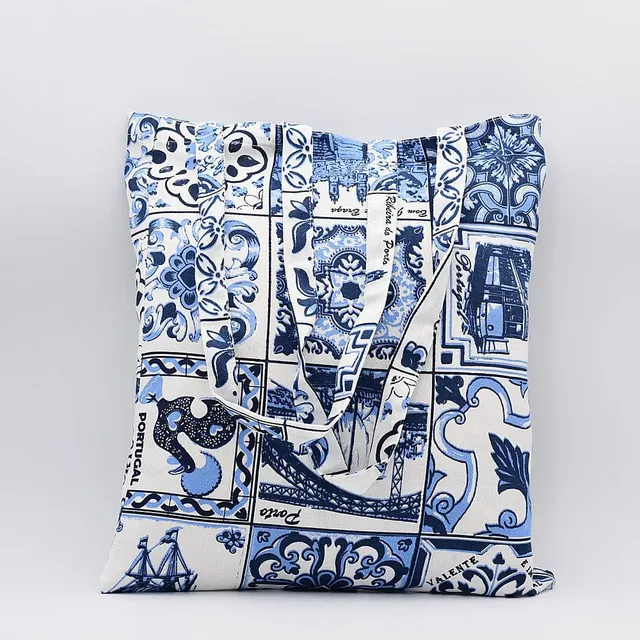 luisa-paix-o-accessoires-du-portugal-azulejos-tote-bag-coton-42x37cm image 1