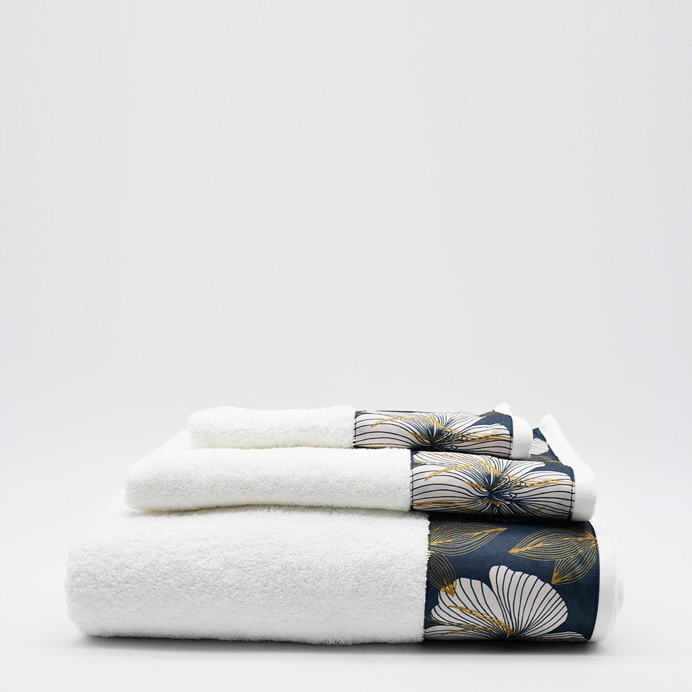 luisa-paix-o-linge-de-maison-alina-parure-de-bain-coton-blanc-bleu image 1
