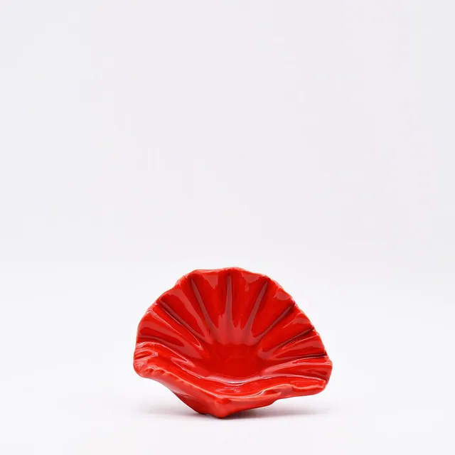 luisa-paix-o-petit-plat-coquille-st-jacques-c-ramique-rouge-14cm image 1