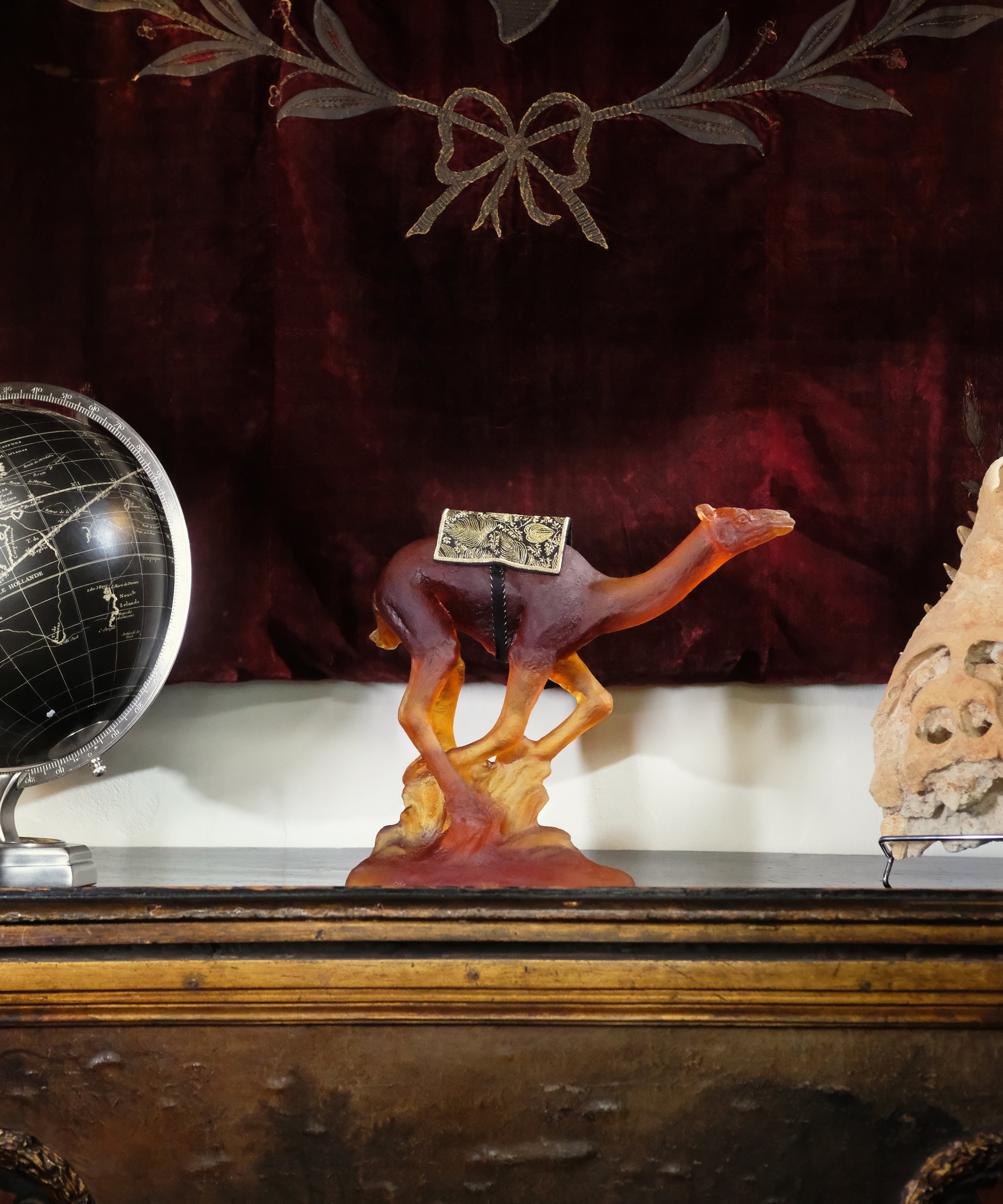 daum-univers-animalier-dromadaire-de-course-sculpture-cristal image 3