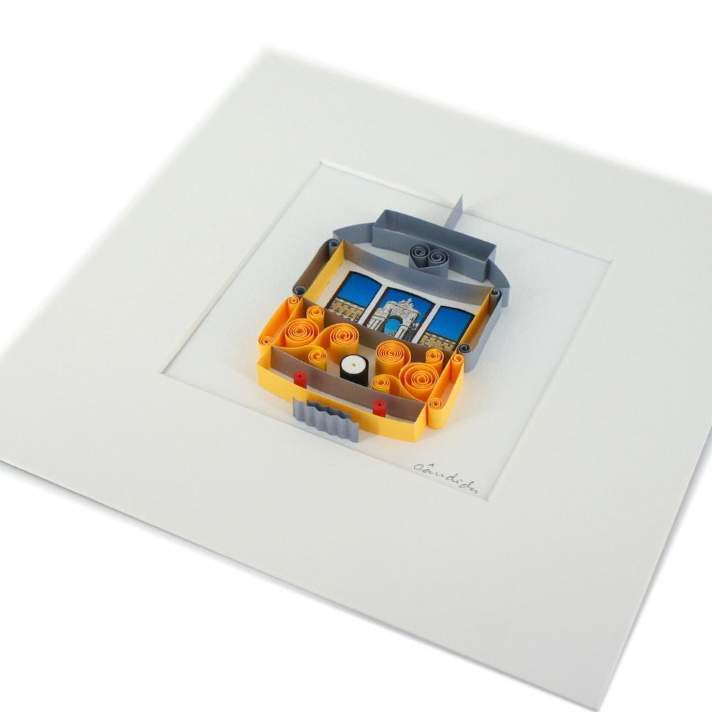luisa-paix-o-tableau-paperolles-electrico-28-tramway-lisbonne image 2