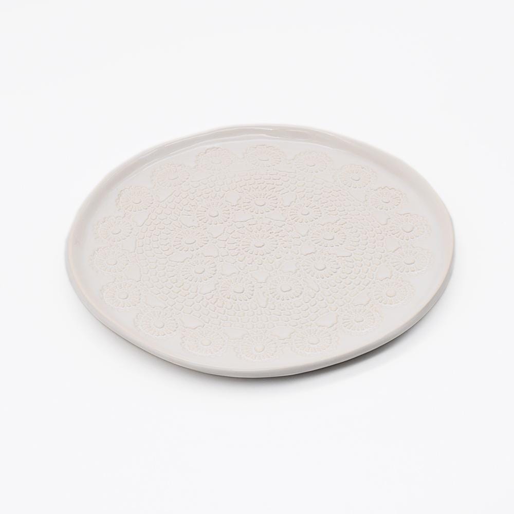 luisa-paix-o-flores-assiette-blanche-20cm-c-ramique-artisanale image 2