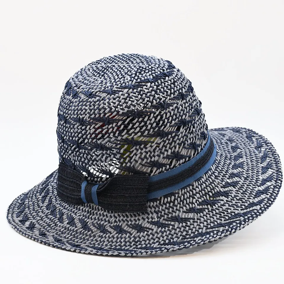 luisa-paix-o-accessoires-portugal-chapeau-plage-fibres-bleu-blanc image 1