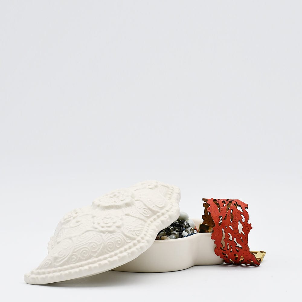 luisa-paix-o-cora-o-de-viana-bo-te-c-ur-blanche image 1