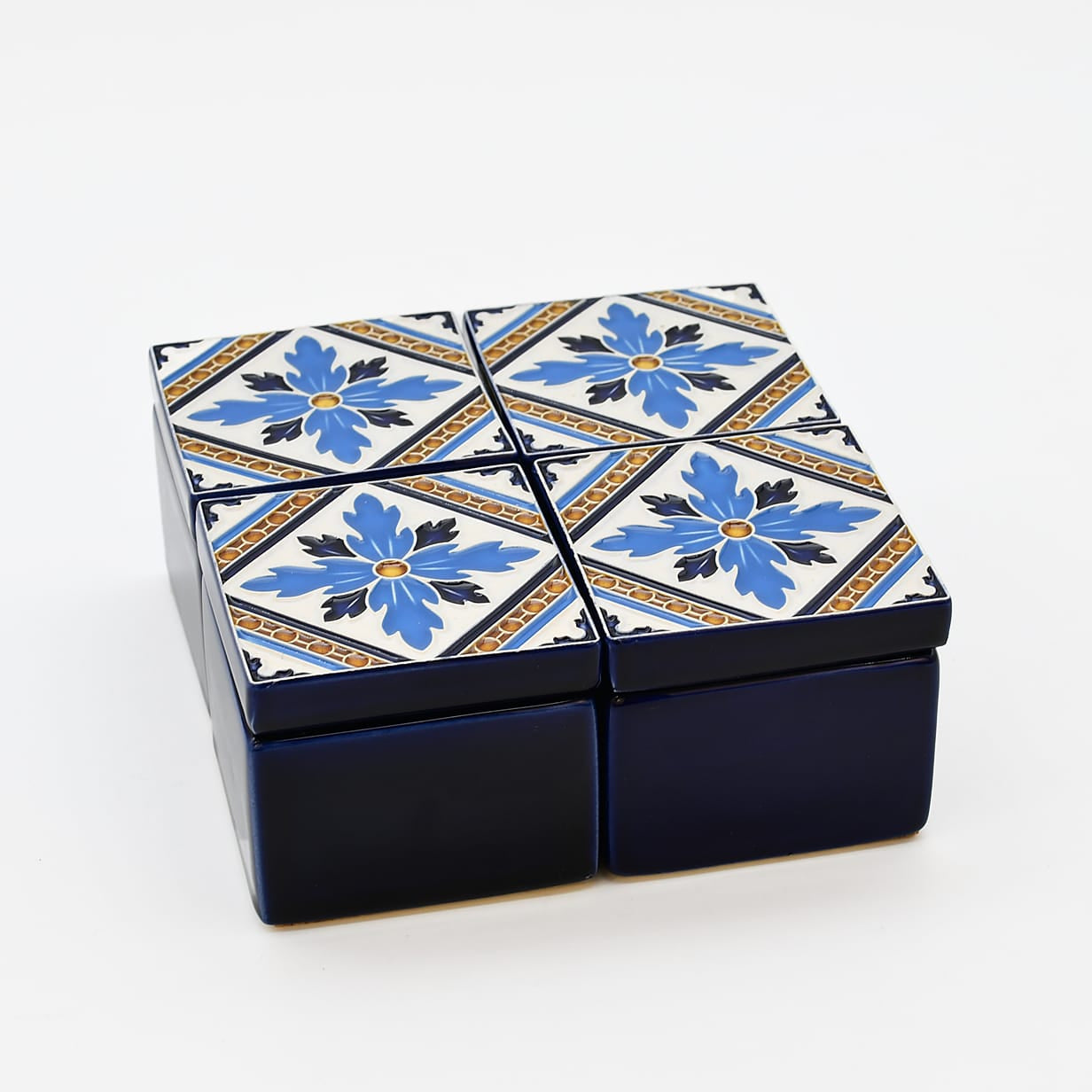 luisa-paix-o-azulejos-bo-te-c-ramique-bleue-6x6cm image 6