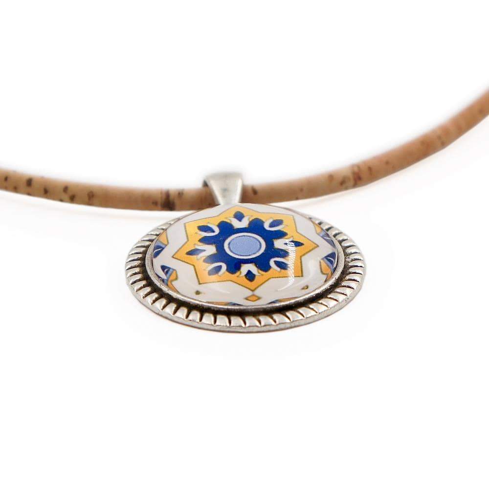 luisa-paix-o-collier-li-ge-pendentif-azulejos-m-tal image 2