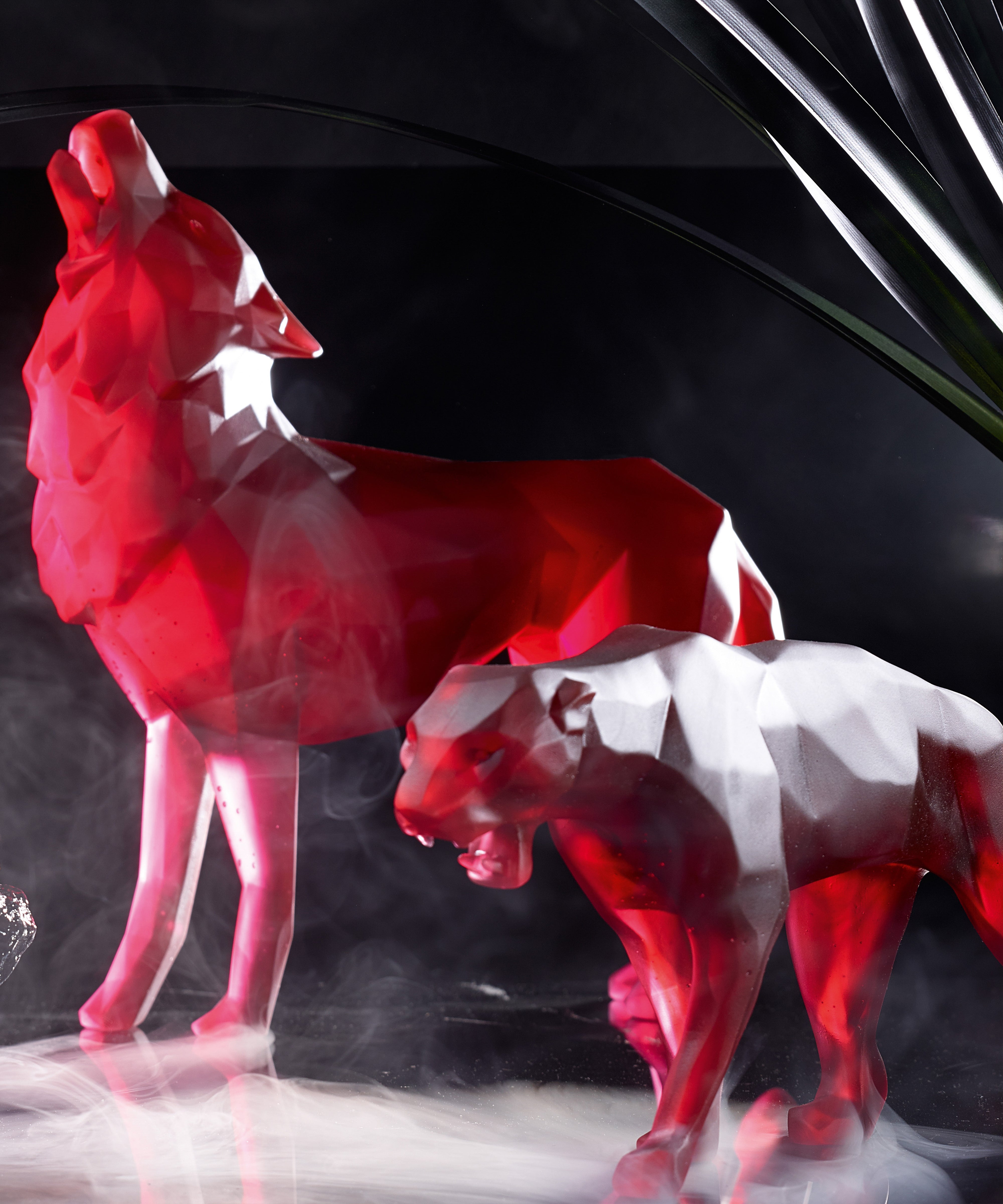 daum-art-cristal-wild-panther-sculpture-rouge-petit-mod-le image 2