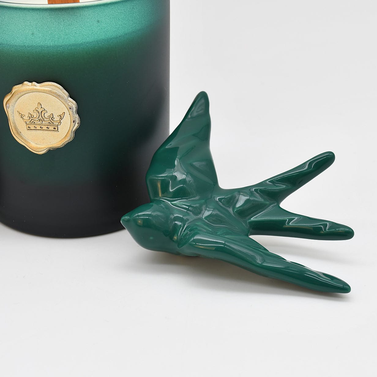 luisa-paix-o-sapin-toil-coffret-cadeau-bougie-sapin-hirondelle image 4