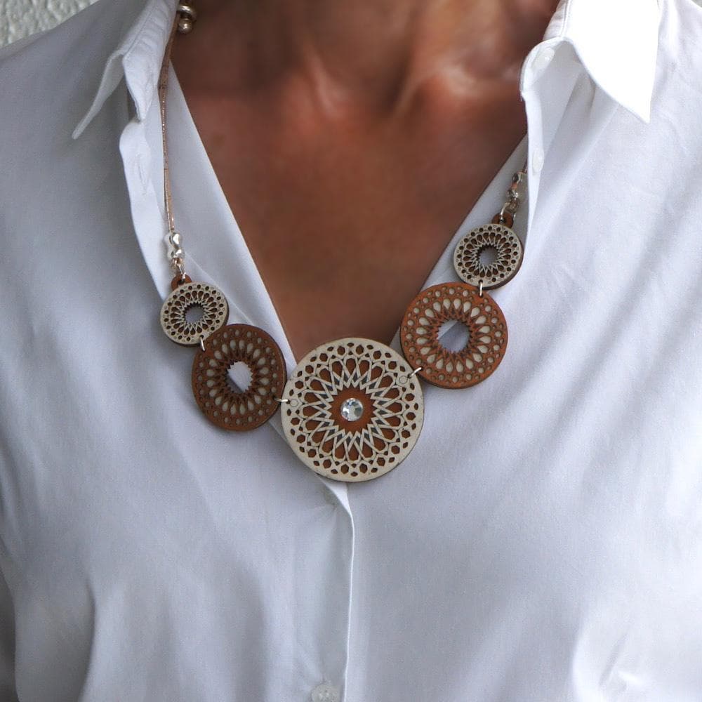 luisa-paix-o-disco-collier-li-ge-4-disques-r-glable image 4