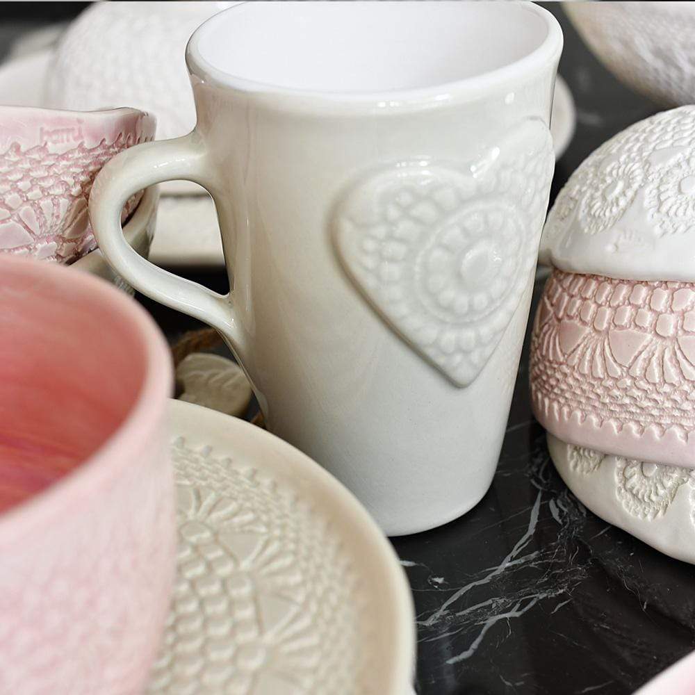 luisa-paix-o-flor-mug-c-ramique-beige-fait-main-9-cm image 4
