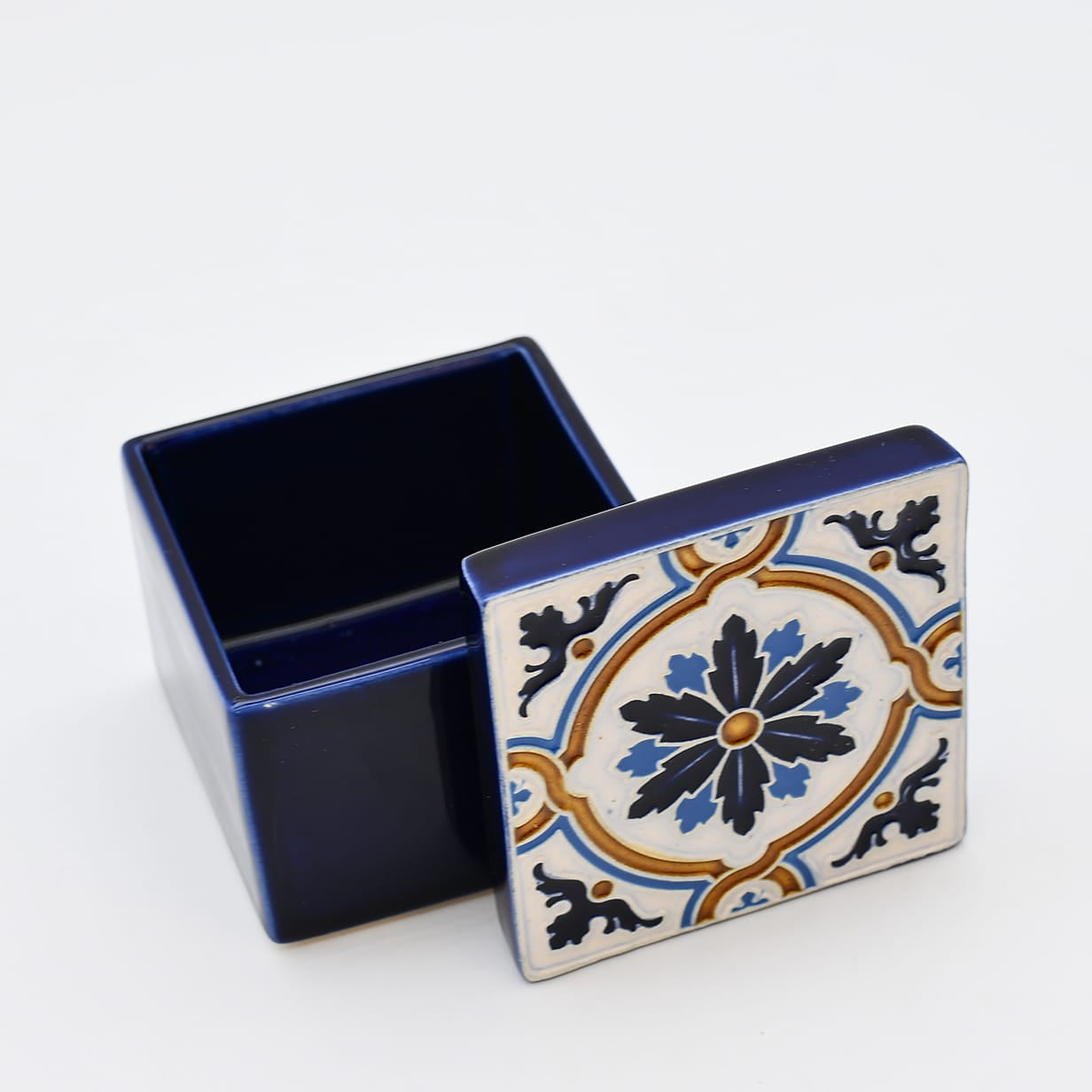 luisa-paix-o-vaisselle-portugaise-bo-te-azulejos-bleu-6x6-cm image 4