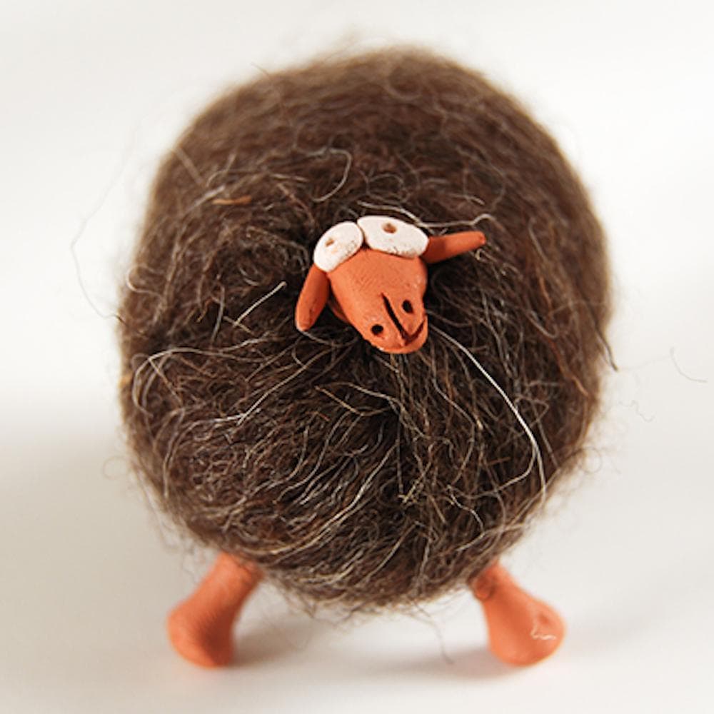 luisa-paix-o-ovelha-peluche-d-corative-mouton-marron-laine image 3