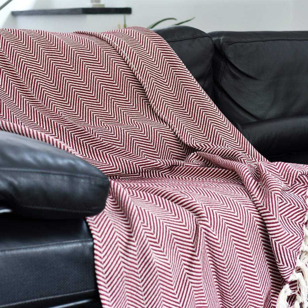 luisa-paix-o-chevrons-plaid-coton-bordeaux-200x135-cm image 6
