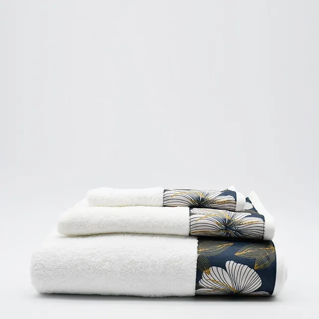 luisa-paix-o-linge-de-maison-alina-parure-de-bain-coton-blanc-bleu image 1