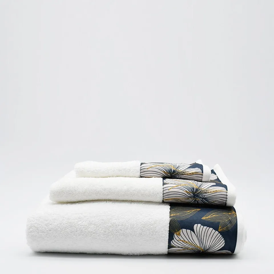 luisa-paix-o-linge-de-maison-alina-parure-de-bain-coton-blanc-bleu image 1